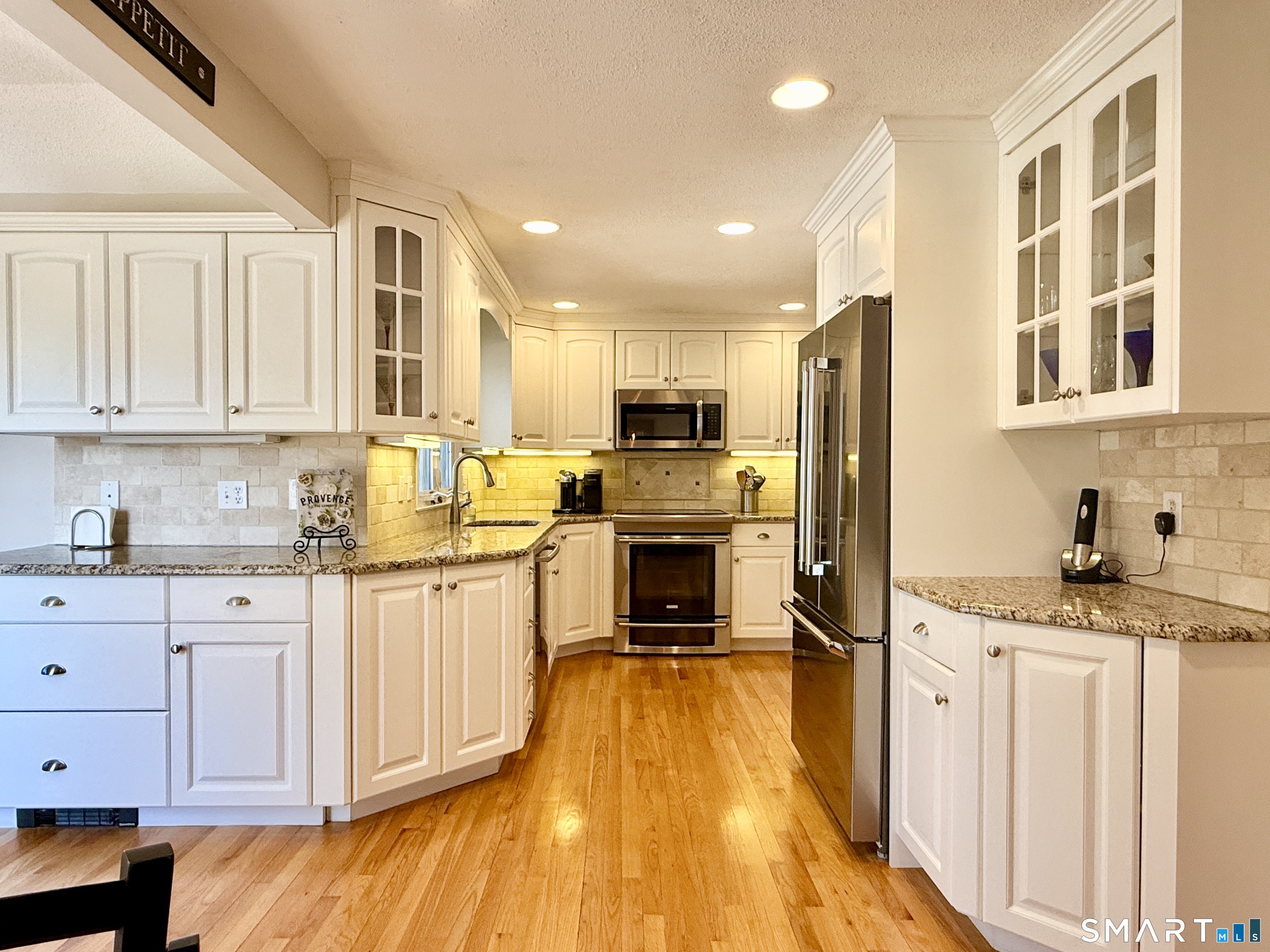 17 Sunnybrook Drive Avon CT 06001