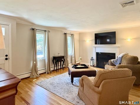 17 Sunnybrook Drive Avon CT 06001