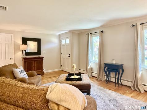 17 Sunnybrook Drive Avon CT 06001