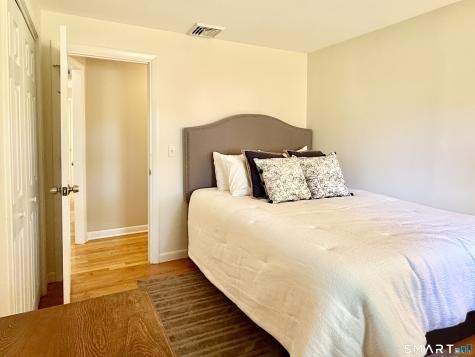 17 Sunnybrook Drive Avon CT 06001