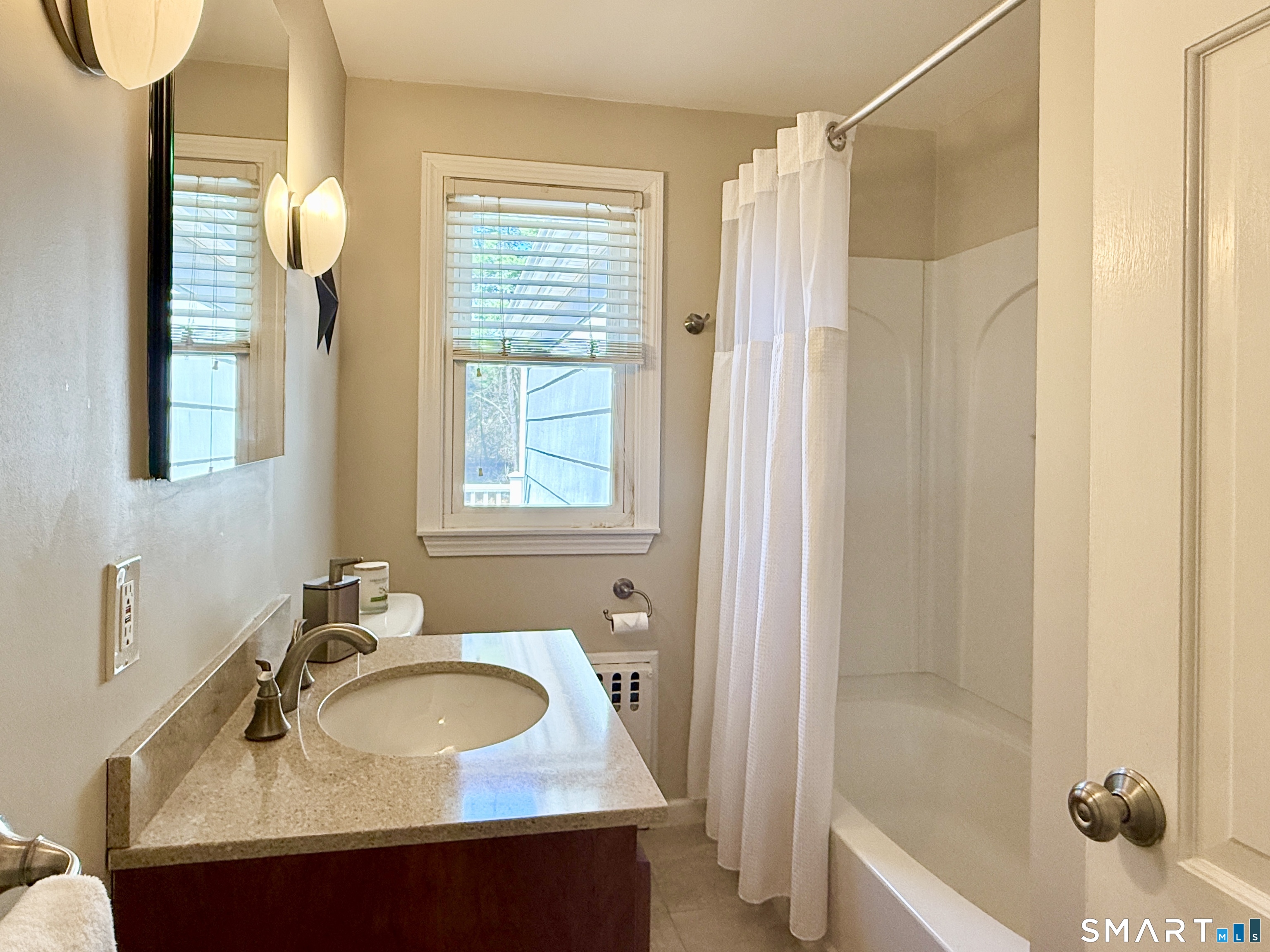 17 Sunnybrook Drive Avon CT 06001