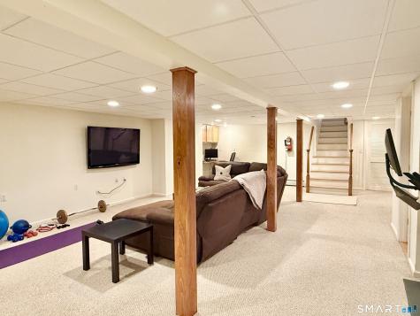 17 Sunnybrook Drive Avon CT 06001