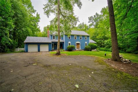 42 Pine Hollow Drive Middlebury CT 06762