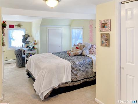 6 Schwartz Road Bozrah CT 06334