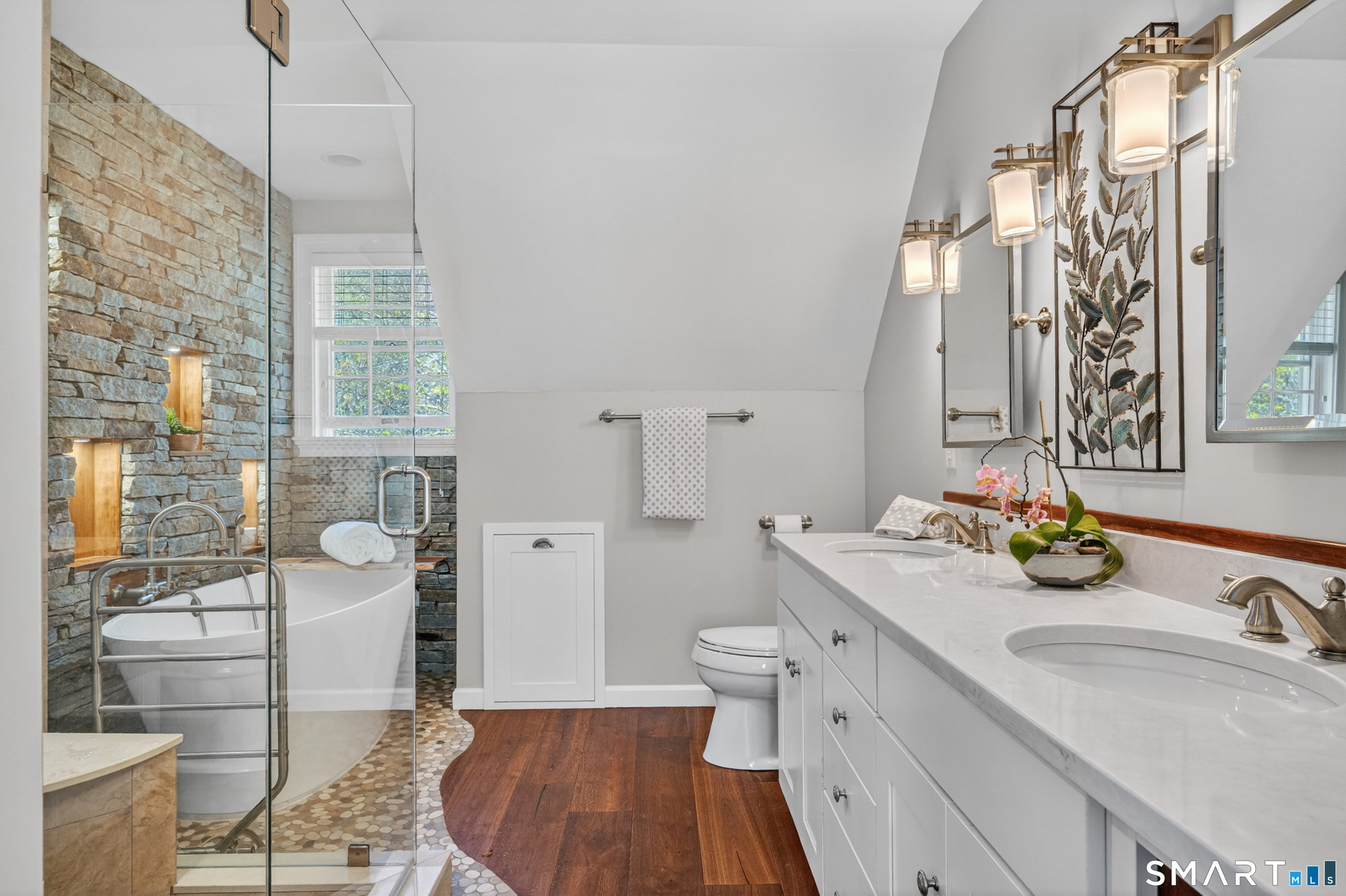 13 Westwood Drive Waterford CT 06385