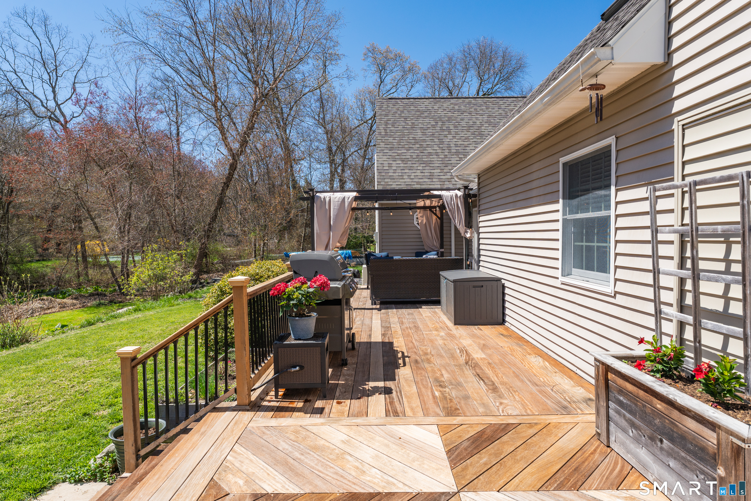 13 Westwood Drive Waterford CT 06385