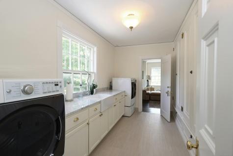 27 Country Club Road Ridgefield CT 06877