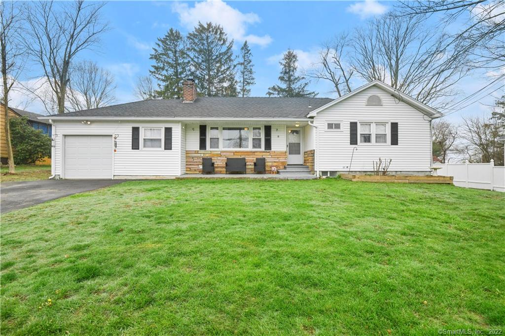 8 Manning Street New Fairfield CT 06812