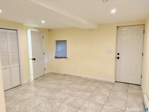 39 Bassett Street Ansonia CT 06401