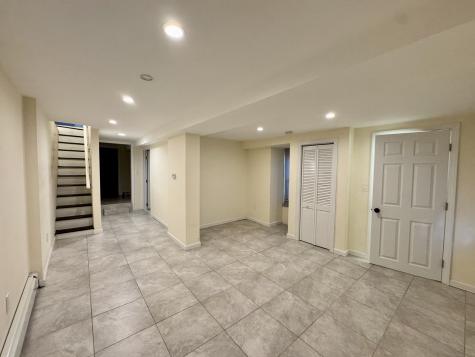 39 Bassett Street Ansonia CT 06401