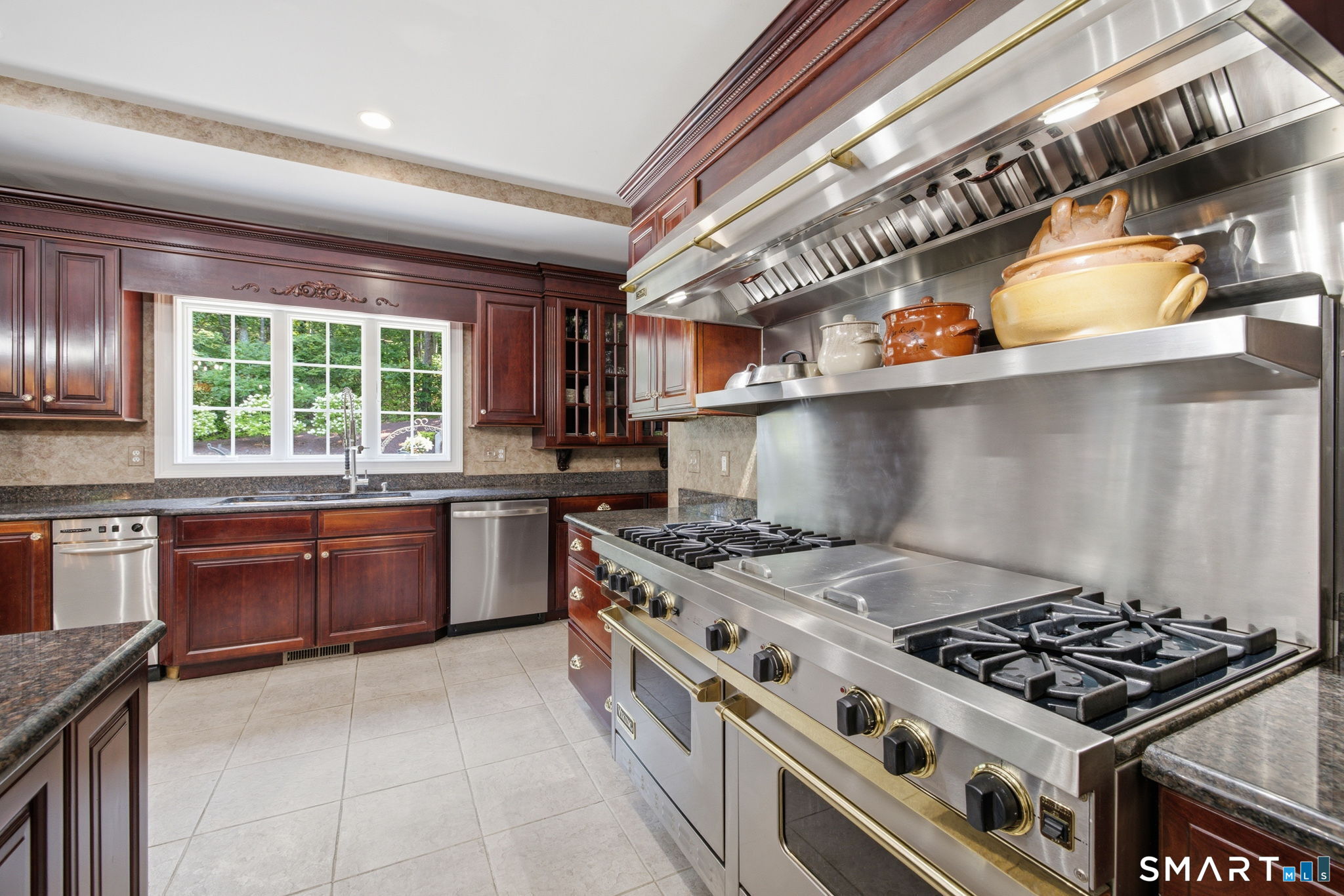 152 Williamsburg Drive Southington CT 06489
