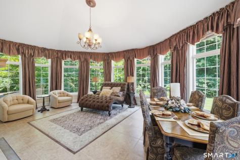 152 Williamsburg Drive Southington CT 06489