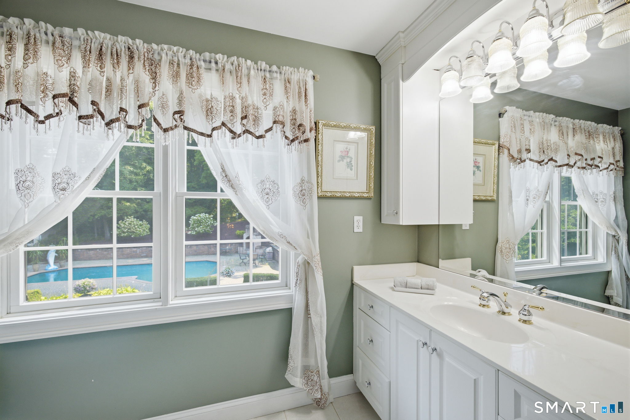 152 Williamsburg Drive Southington CT 06489