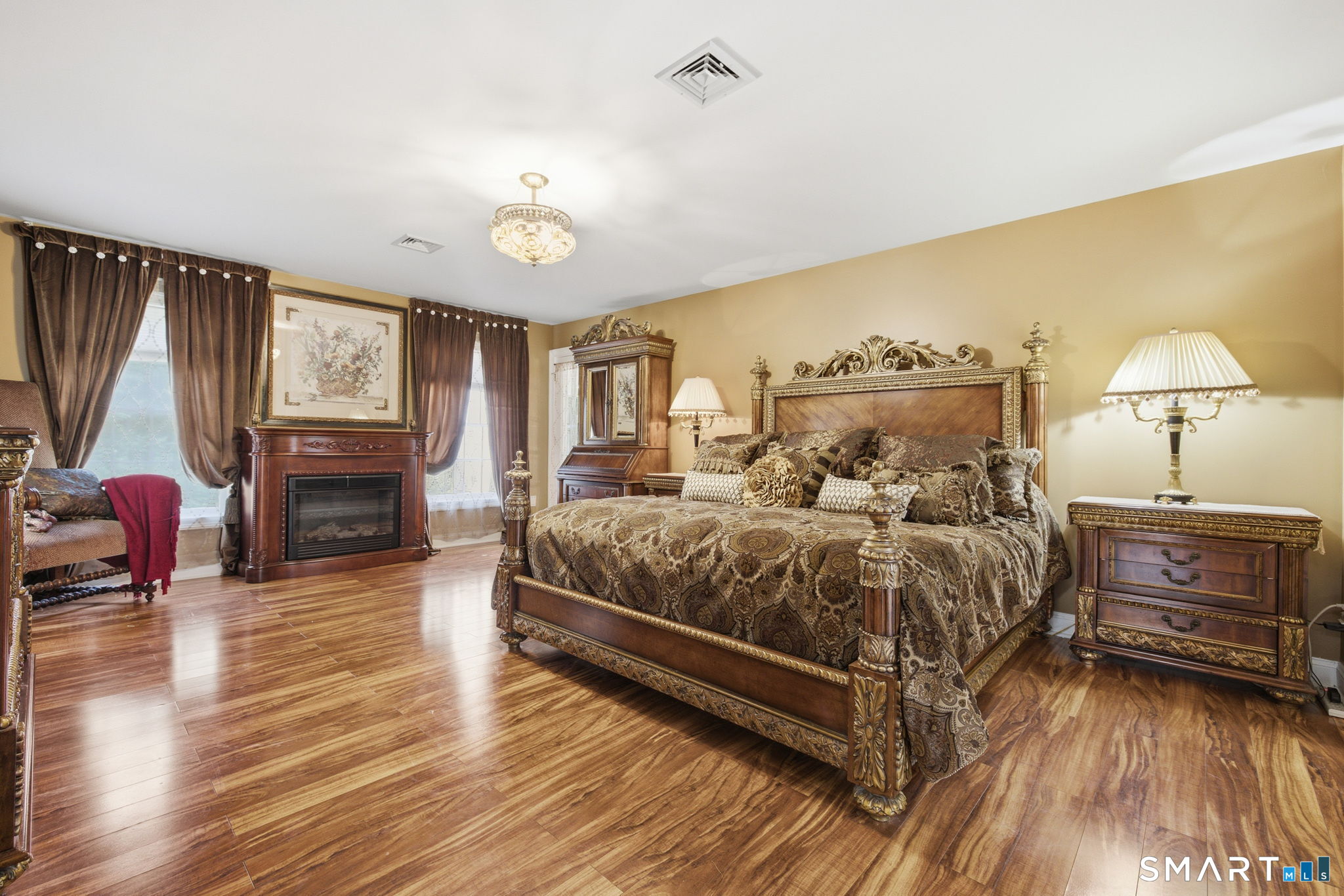 152 Williamsburg Drive Southington CT 06489