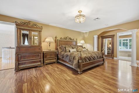 152 Williamsburg Drive Southington CT 06489