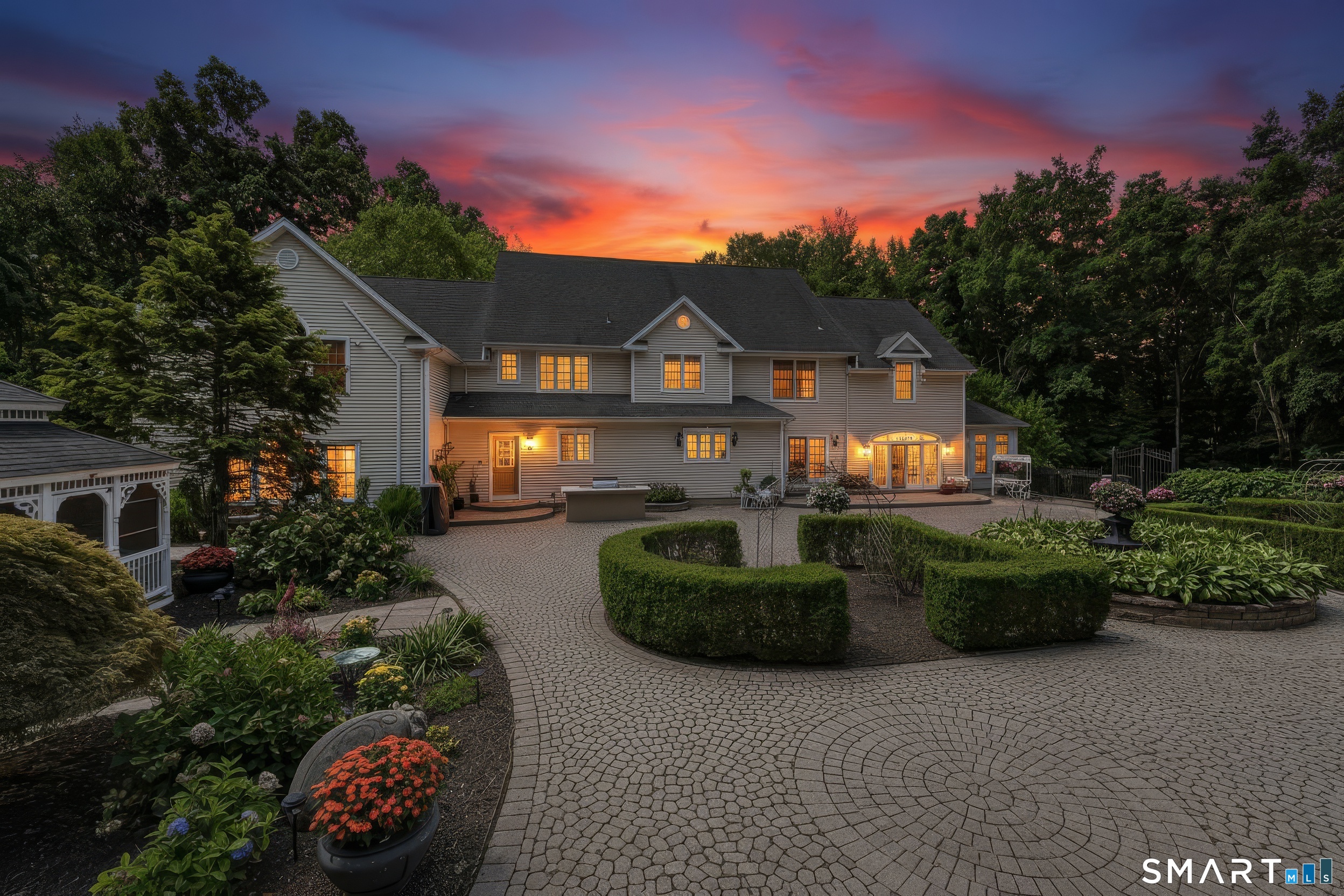 152 Williamsburg Drive Southington CT 06489