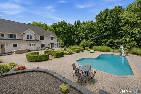 152 Williamsburg Drive Southington CT 06489