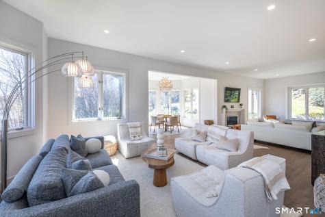 59 Sail Harbour Drive New Fairfield CT 06812