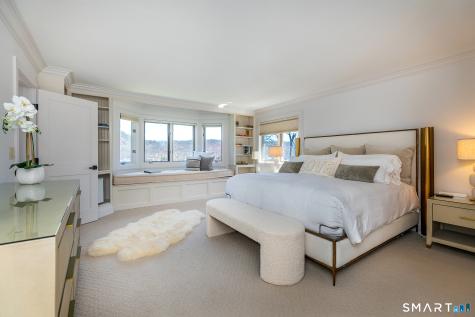 59 Sail Harbour Drive New Fairfield CT 06812