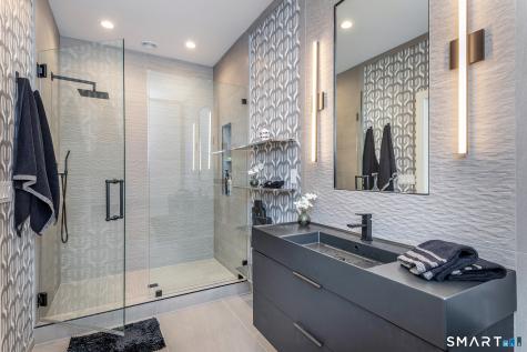59 Sail Harbour Drive New Fairfield CT 06812