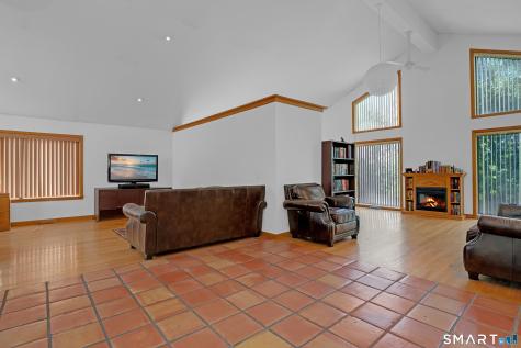 90 Bell Street Manchester CT 06040
