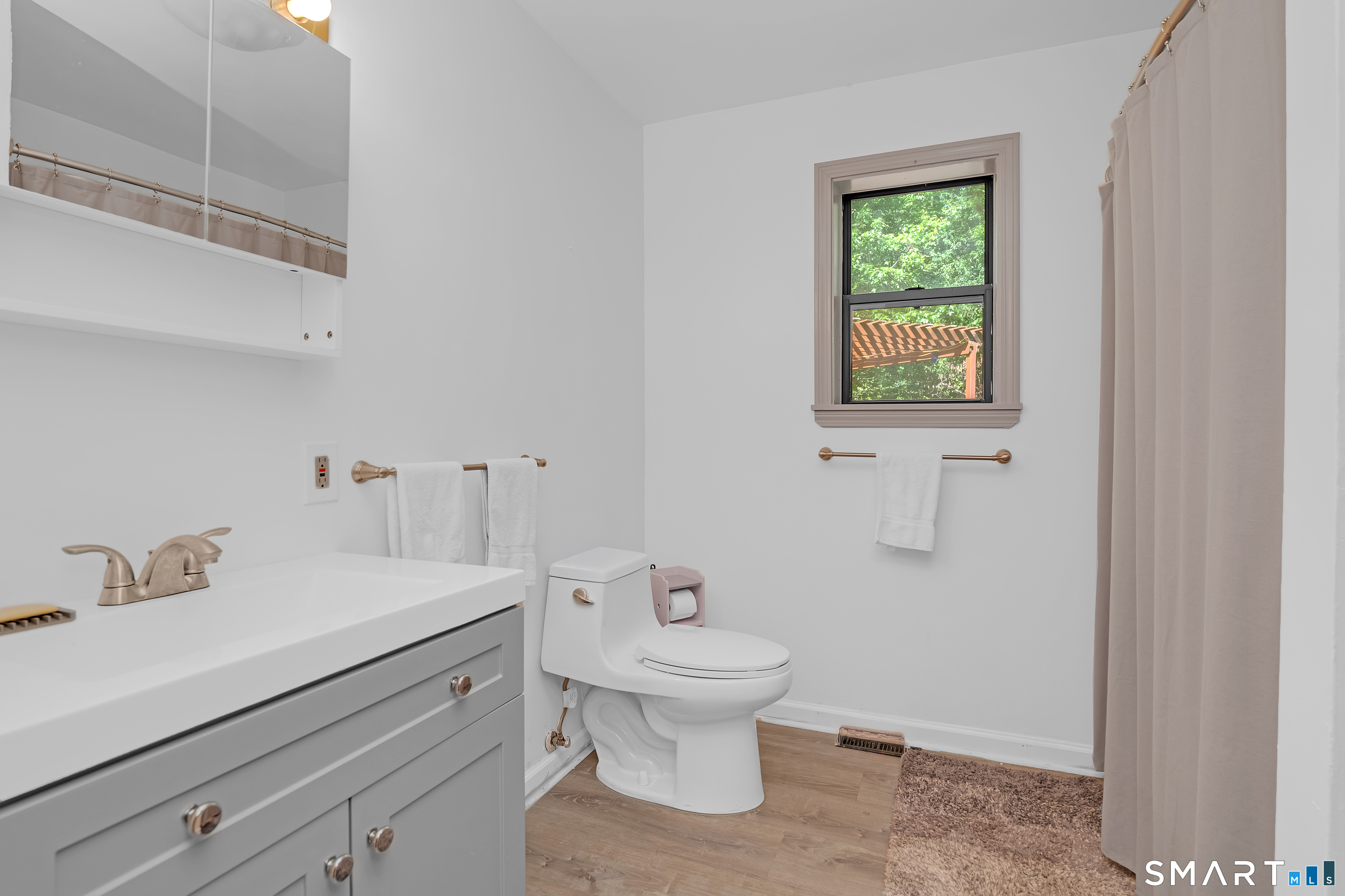 90 Bell Street Manchester CT 06040