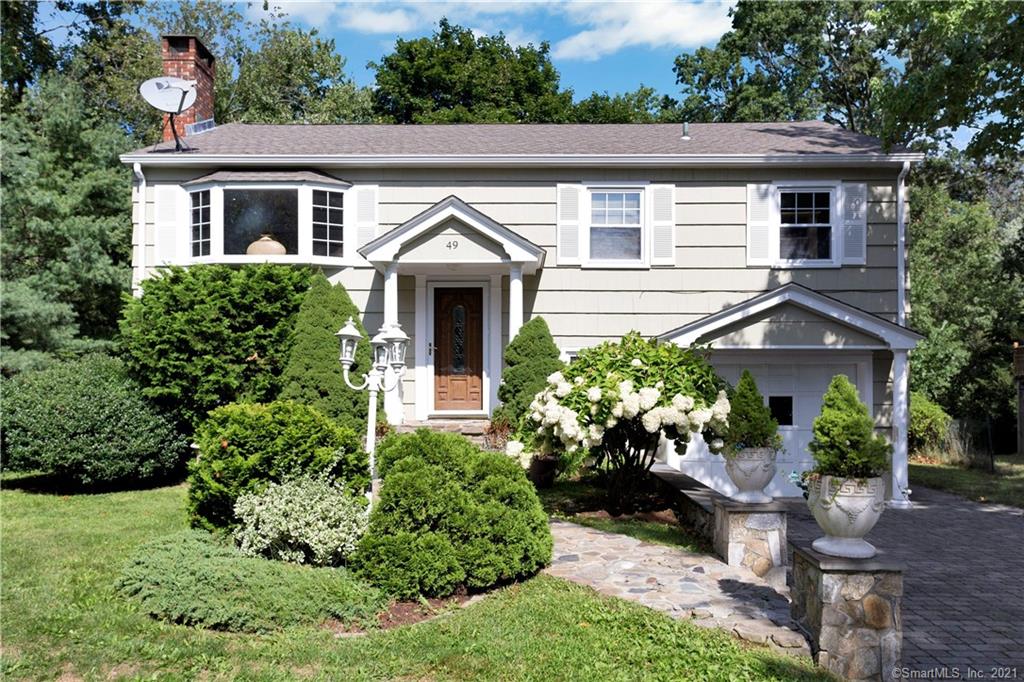 49 Olmstead Place Norwalk CT 06855
