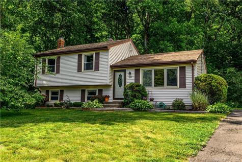 81 Greenes Ridge Road Hamden CT 06514