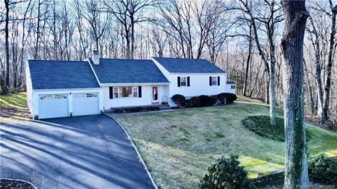 95 Woodland Road Middlebury CT 06762