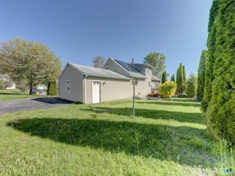 31 Augustyn Court Torrington CT 06790