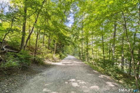 7 Vesper Hill Trumbull CT 06611