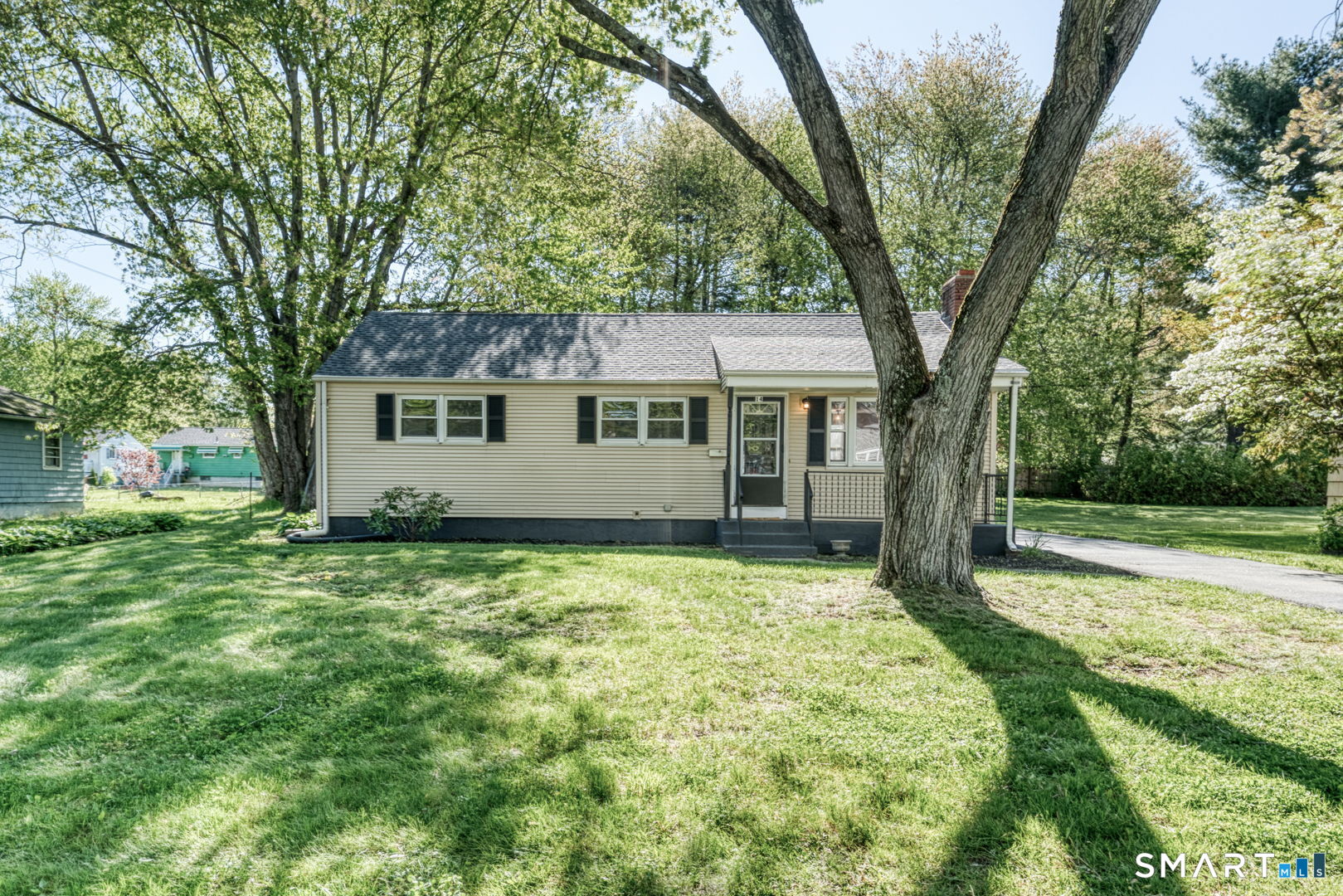 14 Emerson Street Bloomfield CT 06002