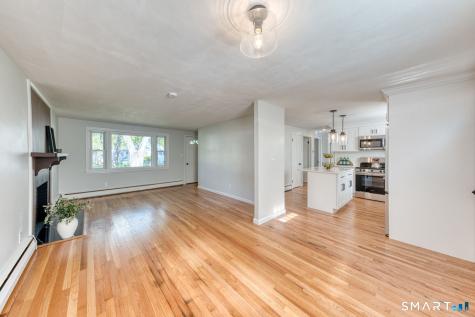 14 Emerson Street Bloomfield CT 06002