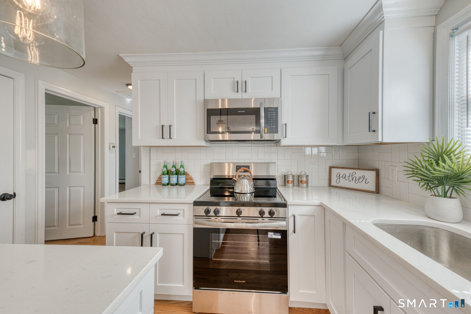14 Emerson Street Bloomfield CT 06002