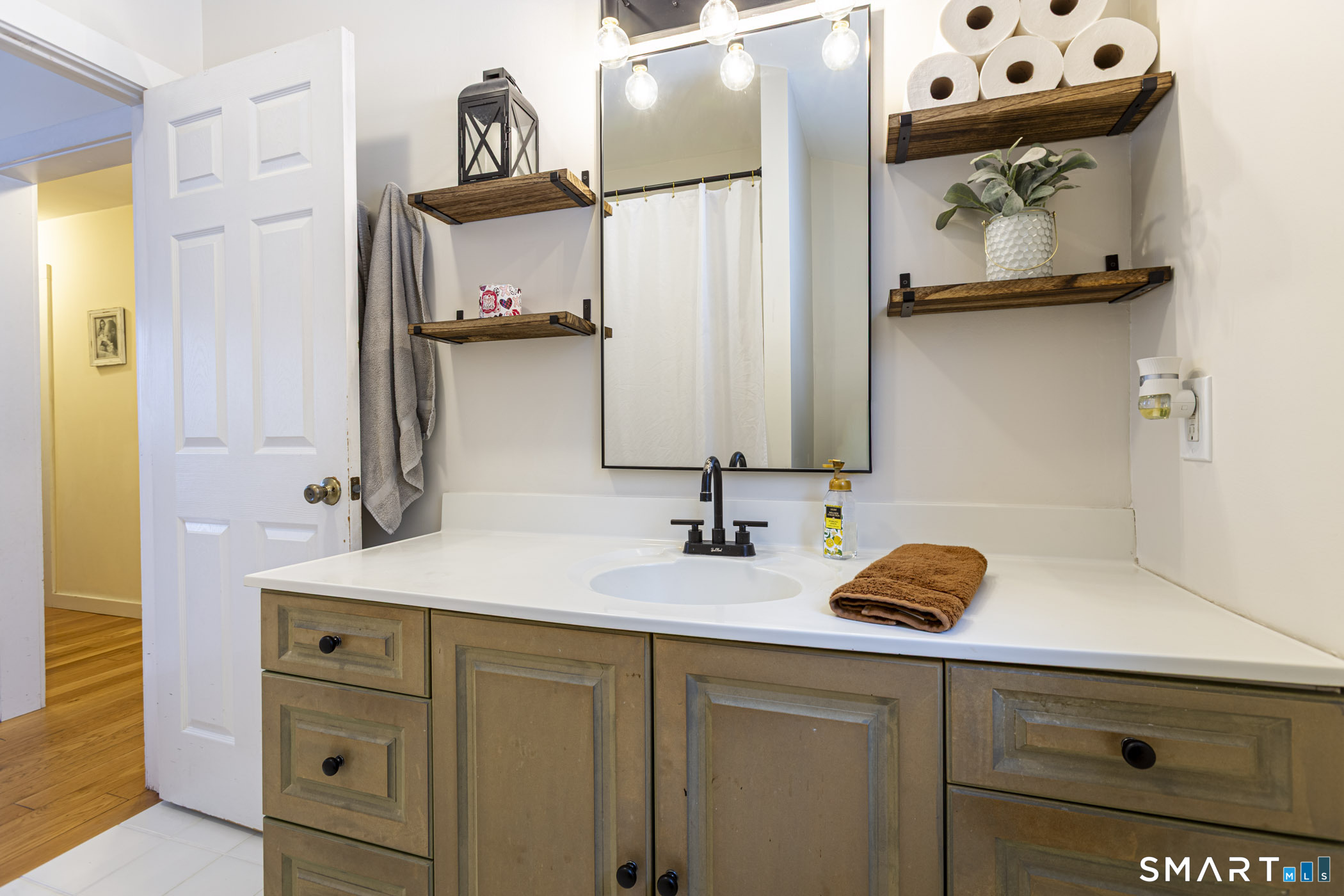 429 Lakeside Road Morris CT 06763