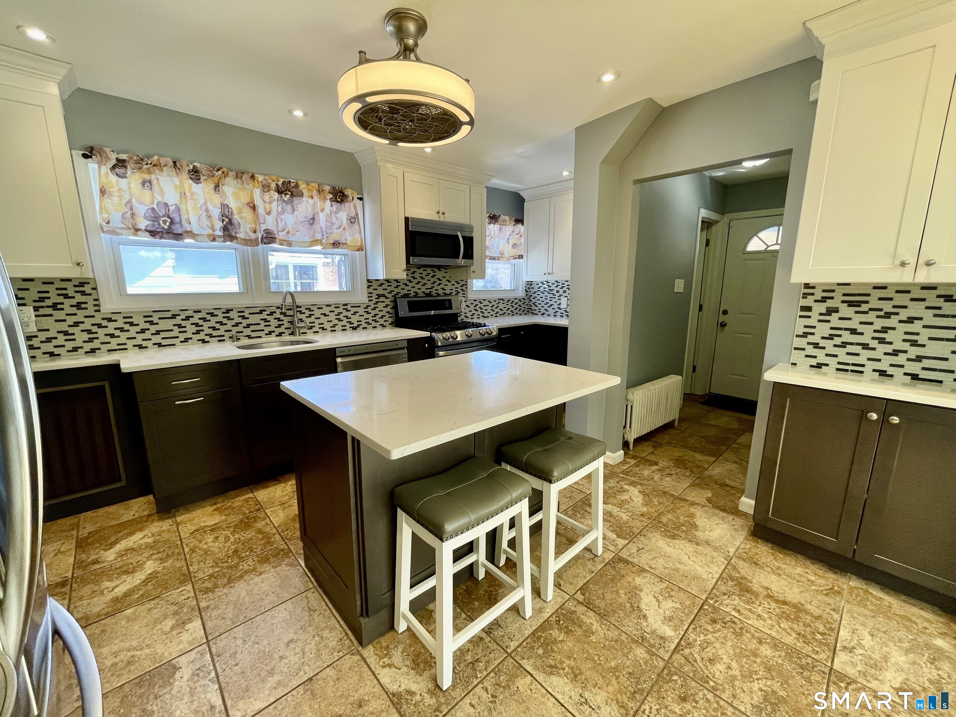 405 Westfield Avenue Bridgeport CT 06606