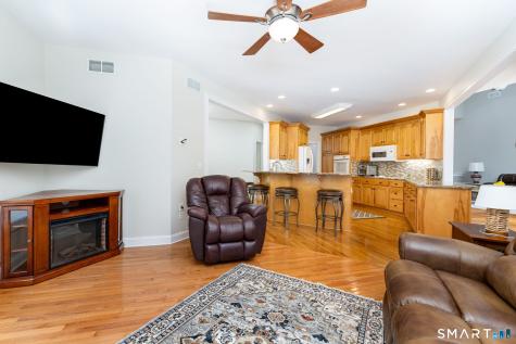69 Elizabeth Drive Southington CT 06489