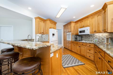 69 Elizabeth Drive Southington CT 06489