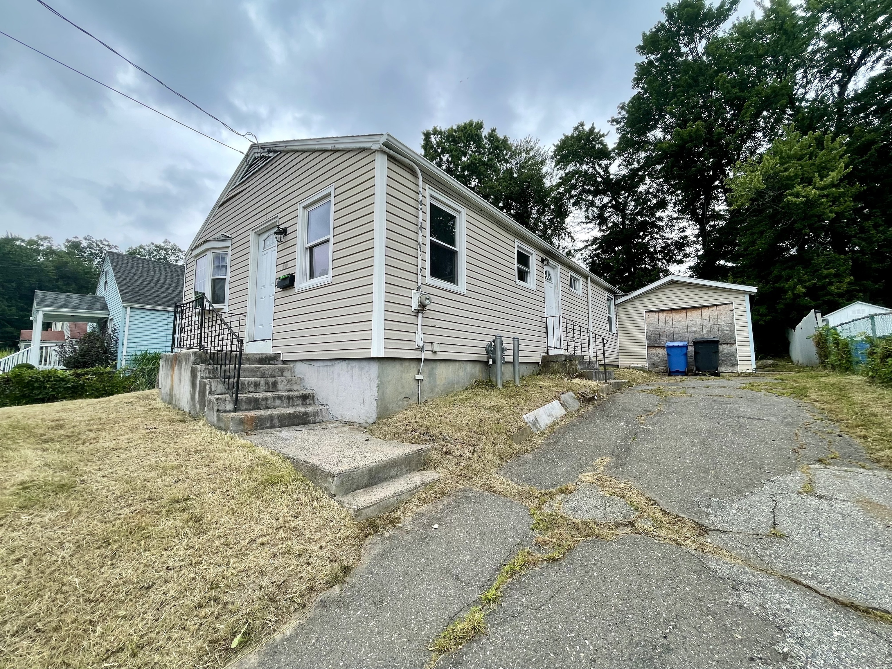 70 Ashford Street Hartford CT 06120