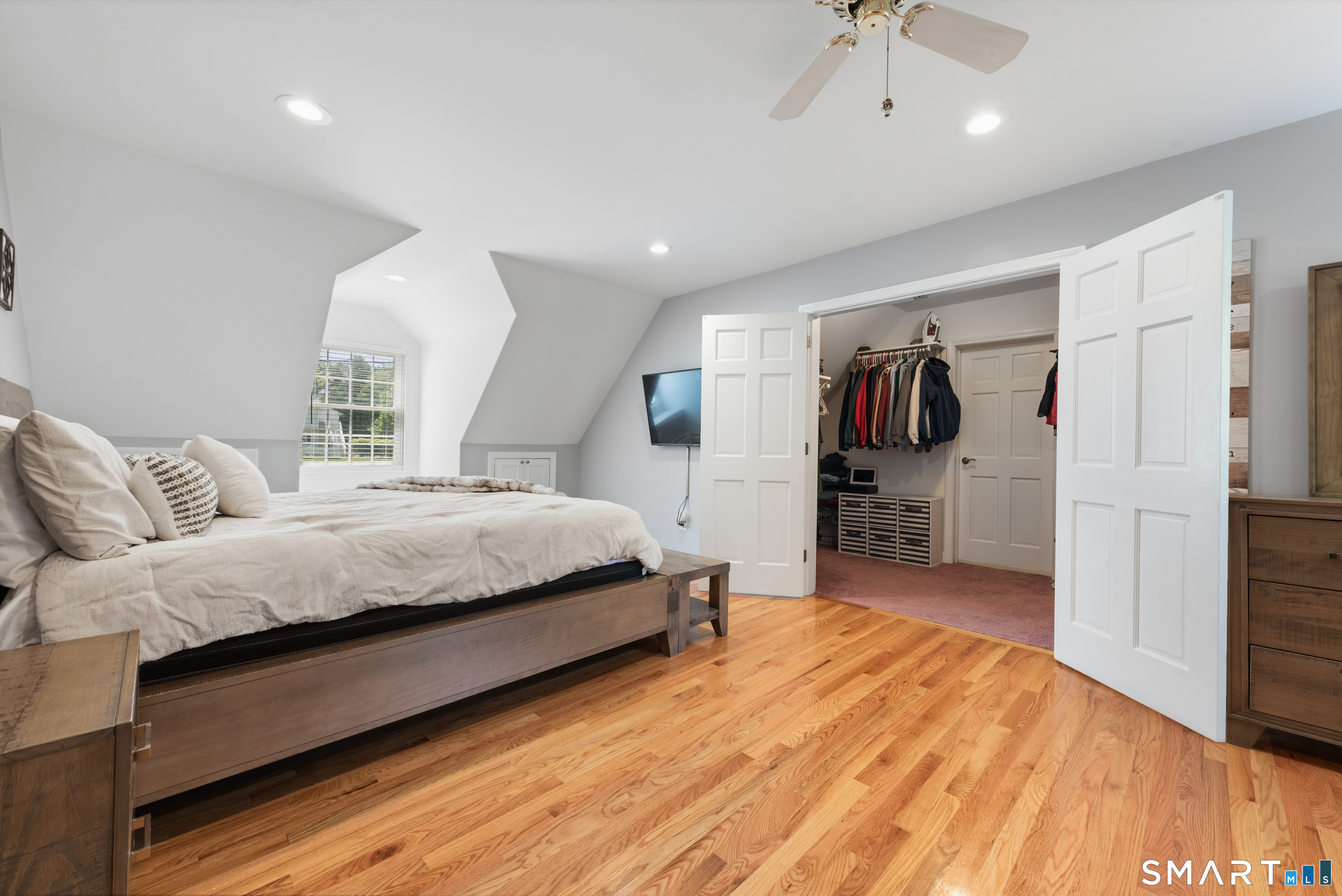 9 Spindle Hill Road Wolcott CT 06716
