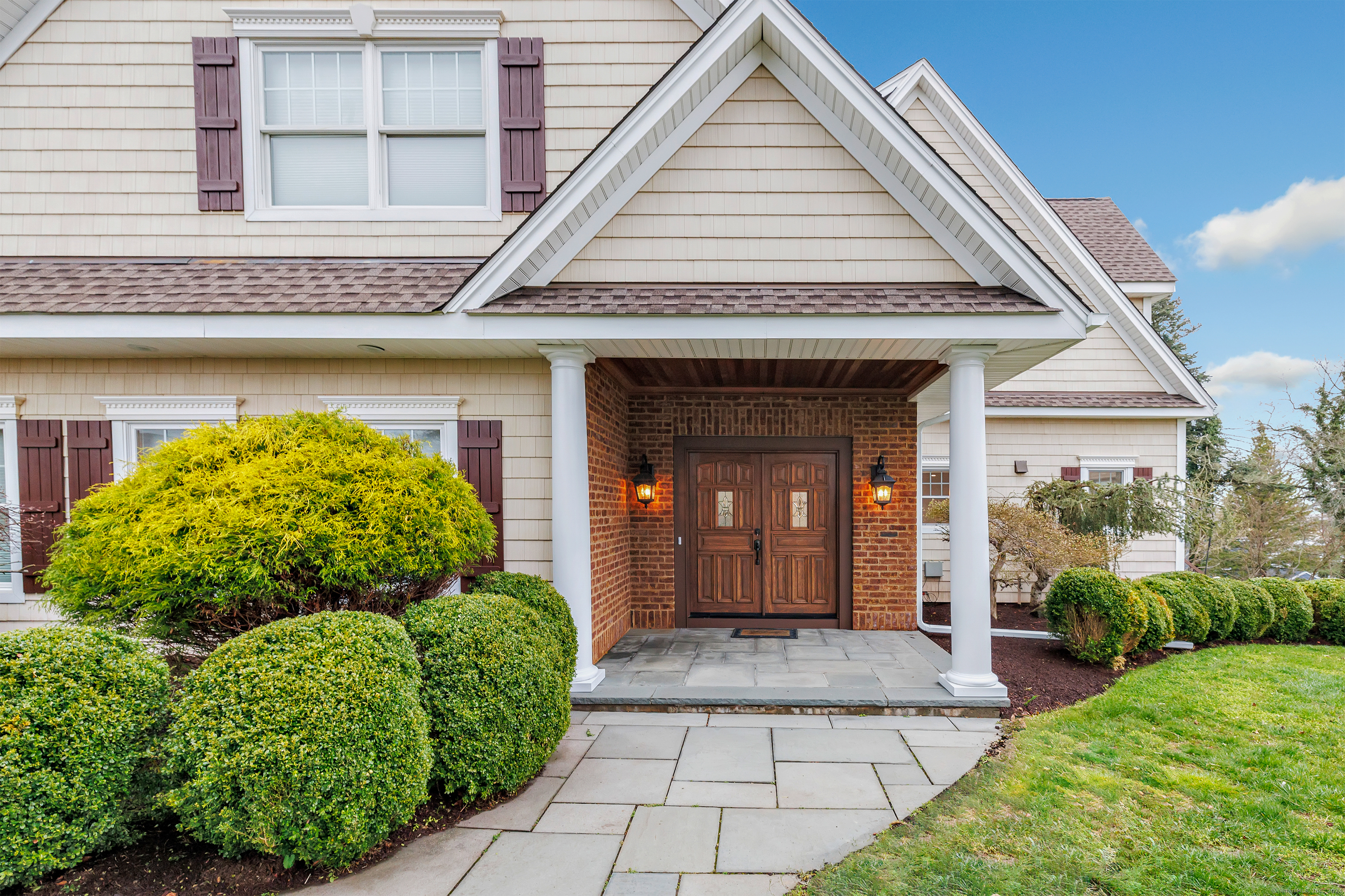 586 Bridgeview Place Stratford CT 06614
