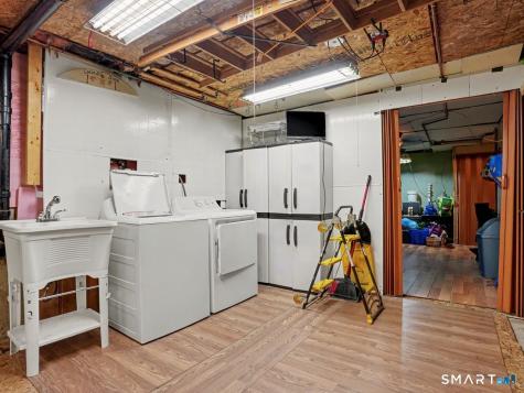 160 Granfield Avenue Bridgeport CT 06610
