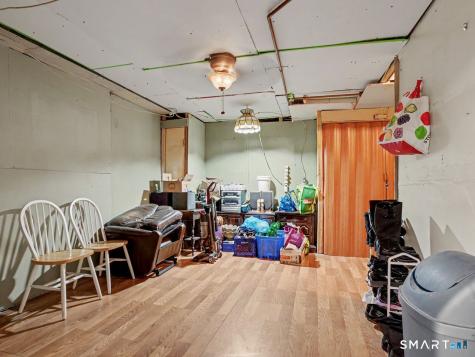 160 Granfield Avenue Bridgeport CT 06610