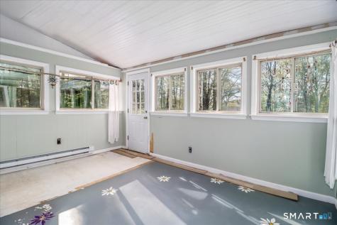 6 Taagan Street Danbury CT 06811