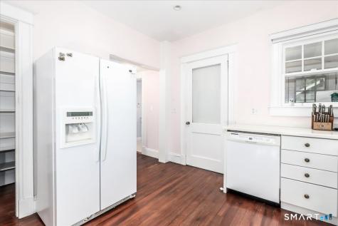 7 Treadwell Avenue New Milford CT 06776
