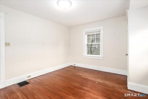 7 Treadwell Avenue New Milford CT 06776