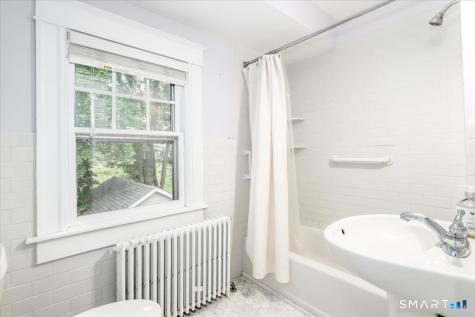 7 Treadwell Avenue New Milford CT 06776