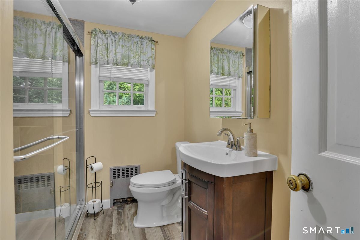 18 Welles Drive Newington CT 06111