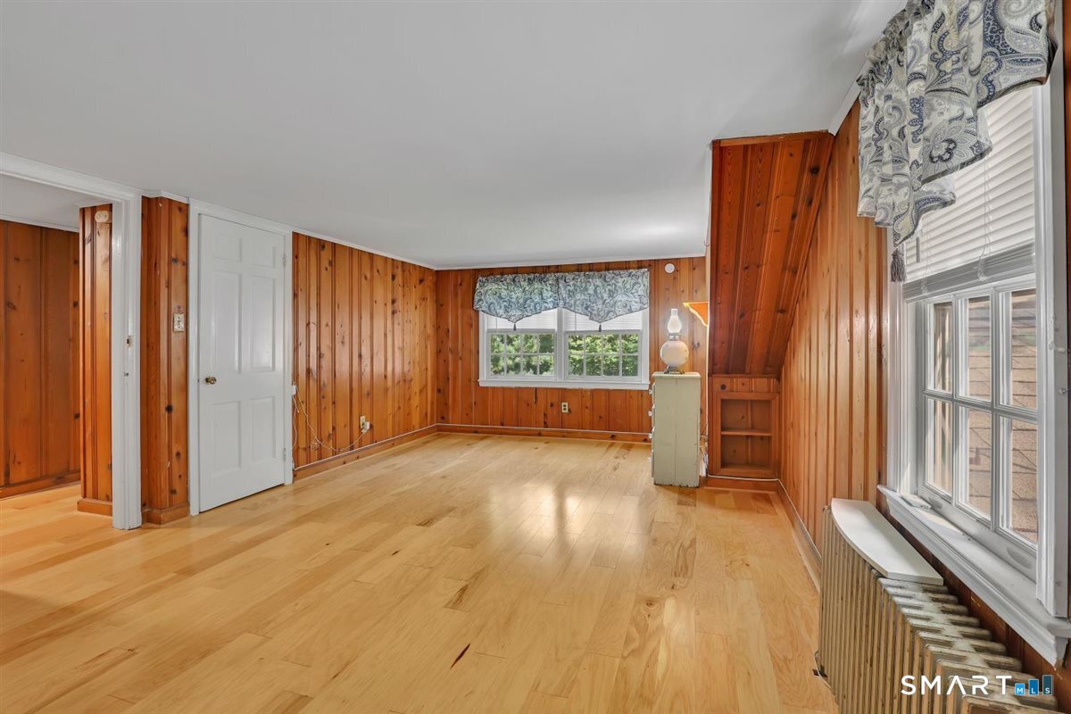 18 Welles Drive Newington CT 06111