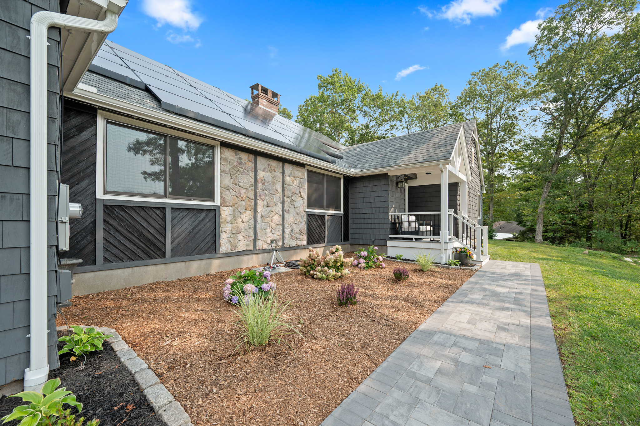 366 Woodhaven Road Glastonbury CT 06033